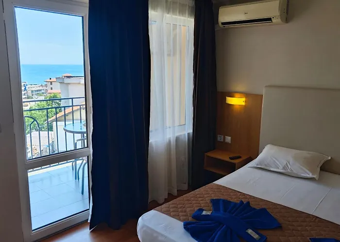 Hotel Family Milev 2*