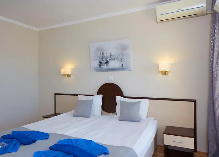 Family Milev 2* سفيتي فلاس